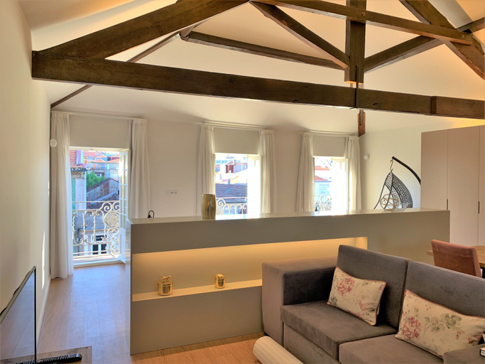 Others 2, Clérigos Prime Suites by Porto City Hosts, Porto