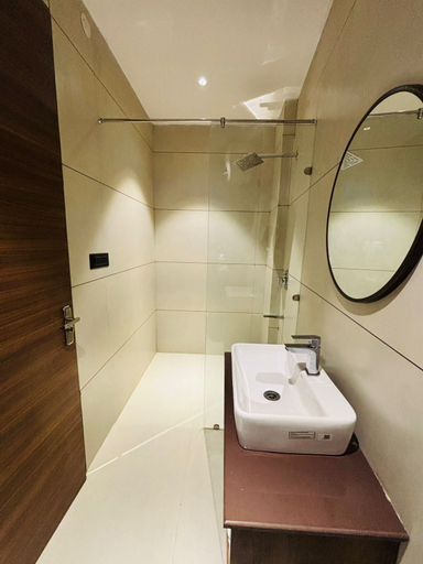 Bathroom 3, Hotel Hrishikesh High Tapovan 2.0, Garhwal