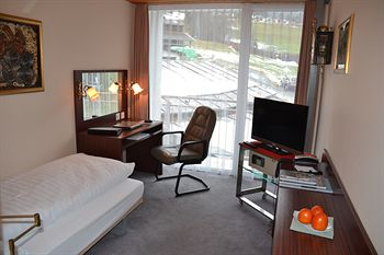 Others 3, Hostel Flims, Imboden