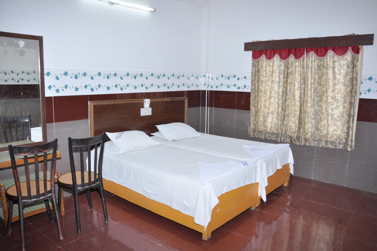 Bedroom 3, Hotel Wilson - Velankanni, Nagappattinam