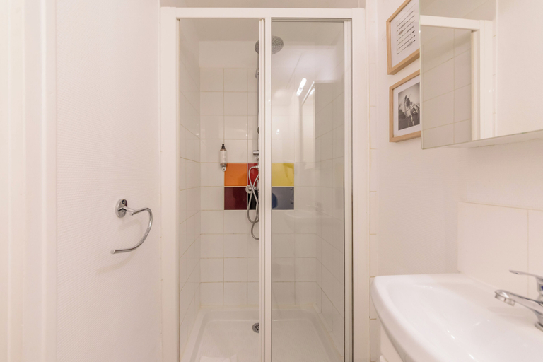 Bathroom 5, WS Hôtel de Ville - Le Marais, Paris