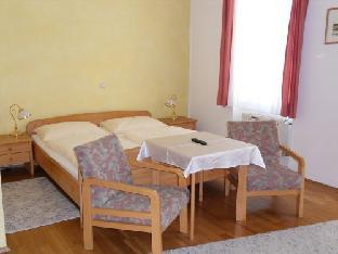 Others 4, Hotel & Hostel Sandwirt, Gmunden