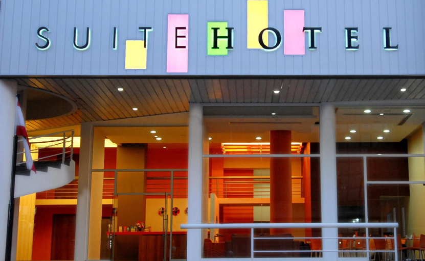 Exterior & Views, Suite Hotel Merlot, El Metn