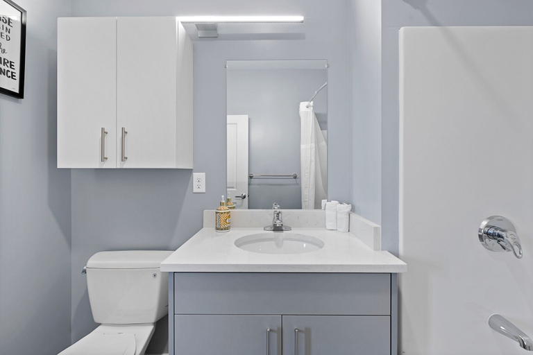 Bathroom 3, Furnished Apartments near Encore Boston, Middlesex