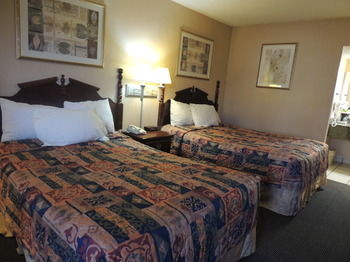 Others 4, Econo Lodge, Bryan