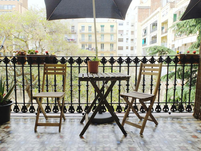 Others 5, Fabrizzio's Petit, Barcelona