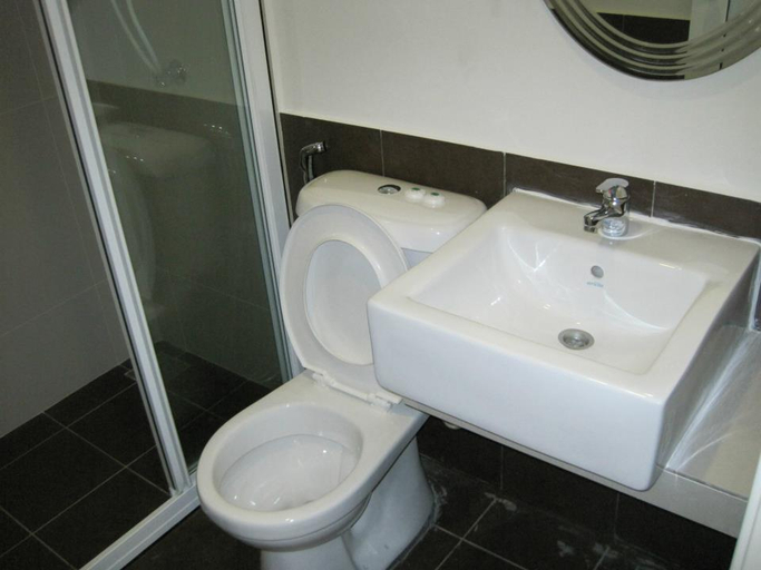 Bathroom 3, One Home Hotel, Hulu Selangor