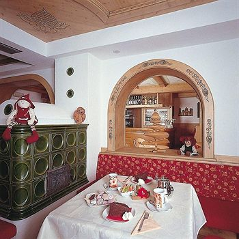 Food & Drinks 1, Hotel Zirmes, Trento
