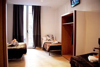 Others 4, Guest House Colkida, Barcelona