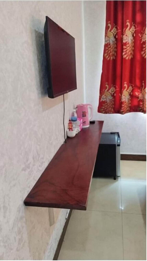 Others 5, TWILIGHT INN, Phnom Penh