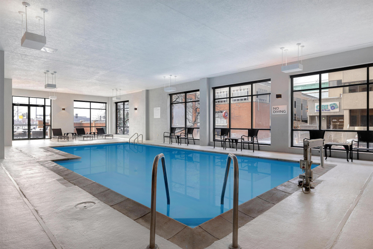 Sport & Beauty 3, DoubleTree by Hilton Davenport, Scott