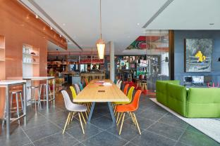 Food & Drinks 2, citizenM Paris La Defense, Hauts-de-Seine