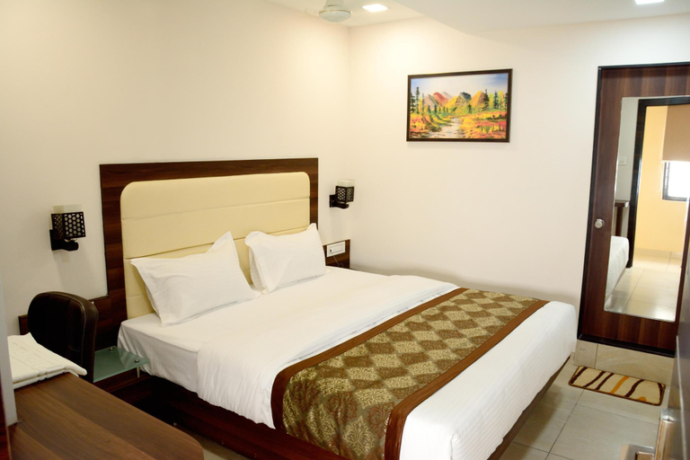 Bedroom 4, LIME TREE HOTELS & RESORTS LLP, Jamnagar