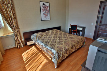 Others 2, Golden Dragon ApartHotel, Bishkek
