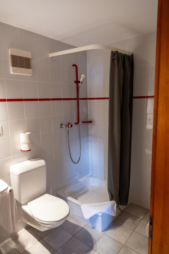 Bathroom 2, Le Vieux Valais, Martigny