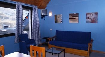 Others 2, Apartaments Crest Pas