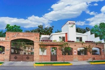 Others 4, Alcazar Suites, Zapopan