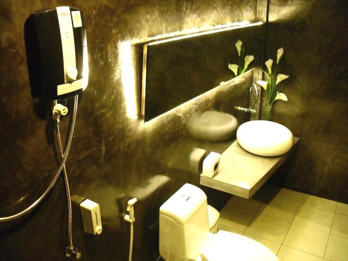 Bathroom 3, At Koh Larn Resort, Pattaya