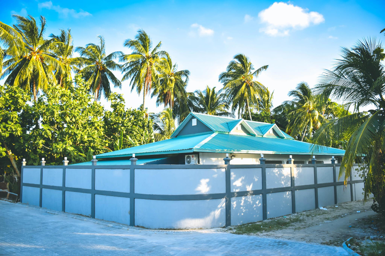 Sport & Beauty, Equator Homestay