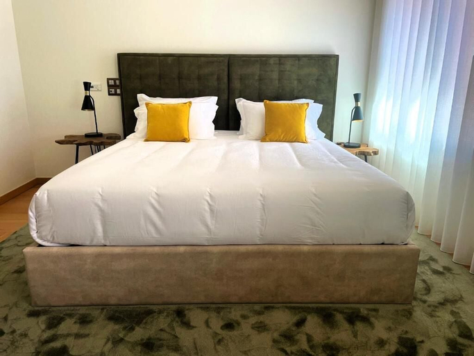 Room 4, Casa de Lamaçais, Paredes