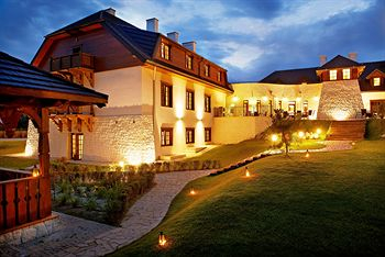 Others 5, Hotel Kazimierzówka, Puławy