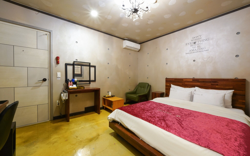 Others 5, Ulsan Samsan Qu, Jung