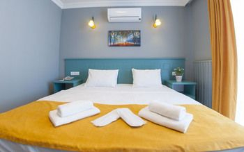 Others 2, Room Room Motel, Izmit