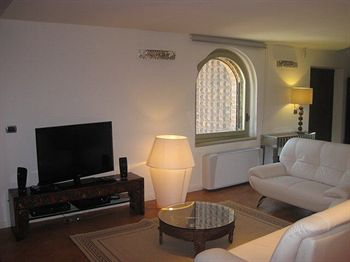 Living Room, Borgo Ramezzana Country House, Vercelli