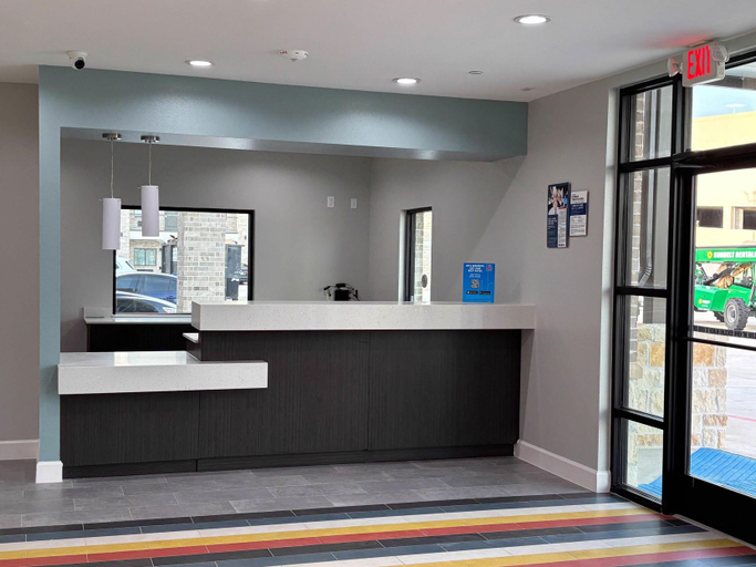 Public Area, Studio 6 – Humble, Tx, Houston