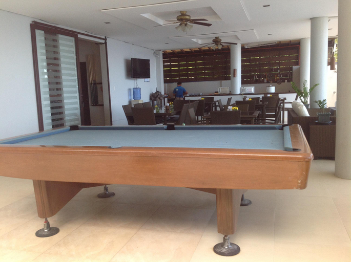 Others 3, Veronica Inn, Abra de Ilog