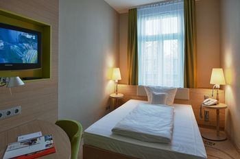 Others 4, Hotel Magnetberg Baden, Baden-Baden
