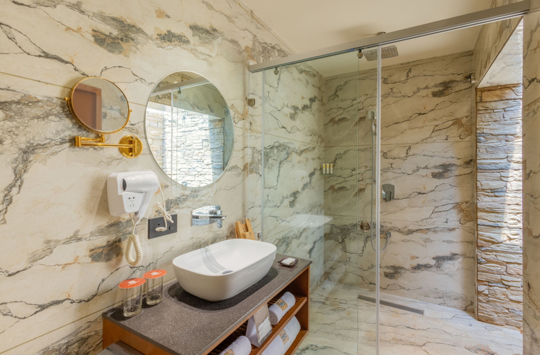 Bathroom 5, The Forest Chapter by Sayaji Sasan Gir, Gir Somnath