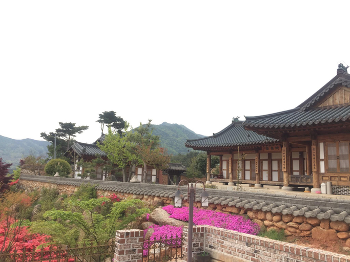 Exterior & Views 4, Peepul Hanok Stay, Gwangyang