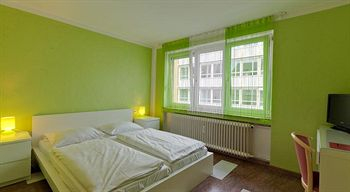 Others 2, Espenlaub, Stuttgart