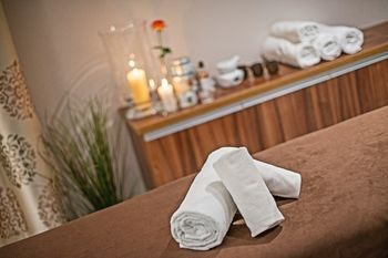Others 4, Hotel Kazimierzówka, Puławy