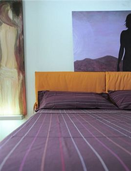 Others 2, Nettuno B&B, Catania