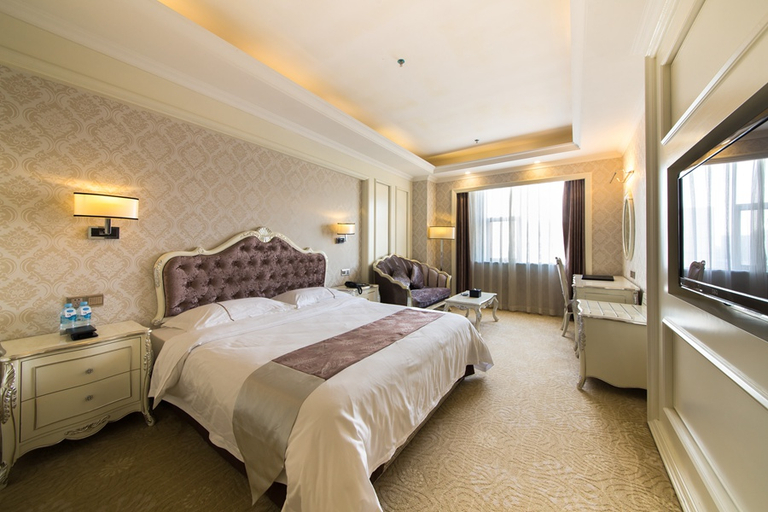 Bedroom 2, Rong Feng Hotel, Zhuhai