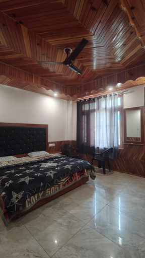 Bedroom 3, The Pine View, Kullu