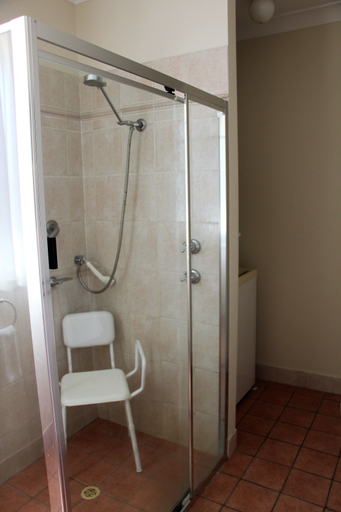 Bathroom 5, Beaches Serviced Apartments, Port Stephens
