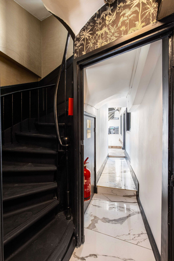 Others 5, Cosy Bedroom - Tour Eiffel / Champs de Mars, Paris