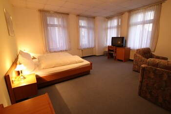 Others 4, Hotel Weisse Taube, Salzlandkreis