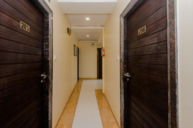 Public Area 5, Hotel O Alfa Grand, Mumbai Suburban