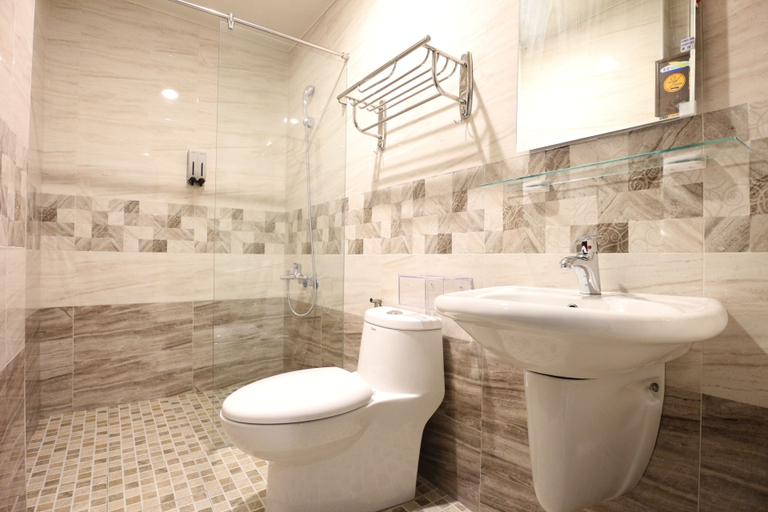 Bathroom 3, Mushroom Castle Guesthouse, Taitung