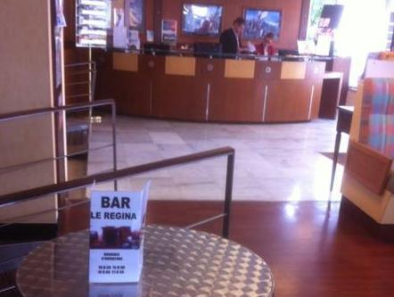 Reception, Residence Regina, Landes
