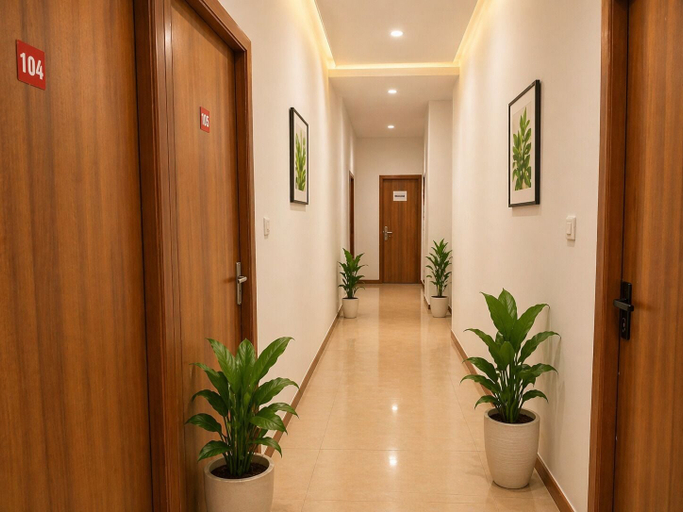 Lobby 3, Mauryan Express Hotel Nangloi Metro, Delhi
