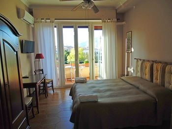 Others 3, Bed and Breakfast Kemonia, Palermo