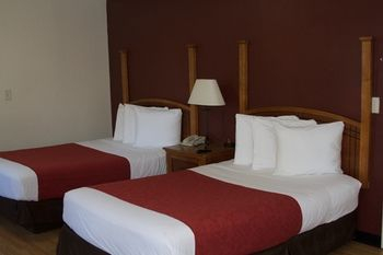 Others 4, The Darwin Hotel, Atlanta