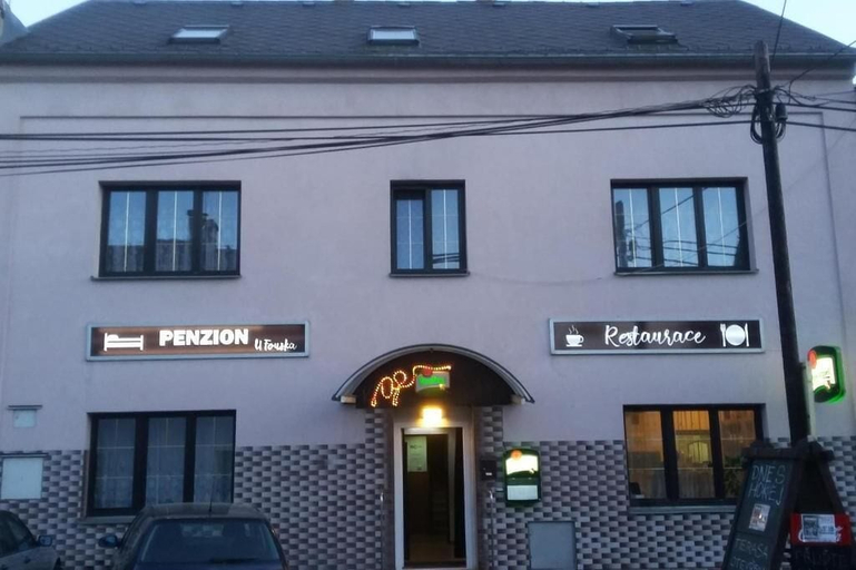 Exterior, Pezion and apartman near Karlovy Vary, Sokolov