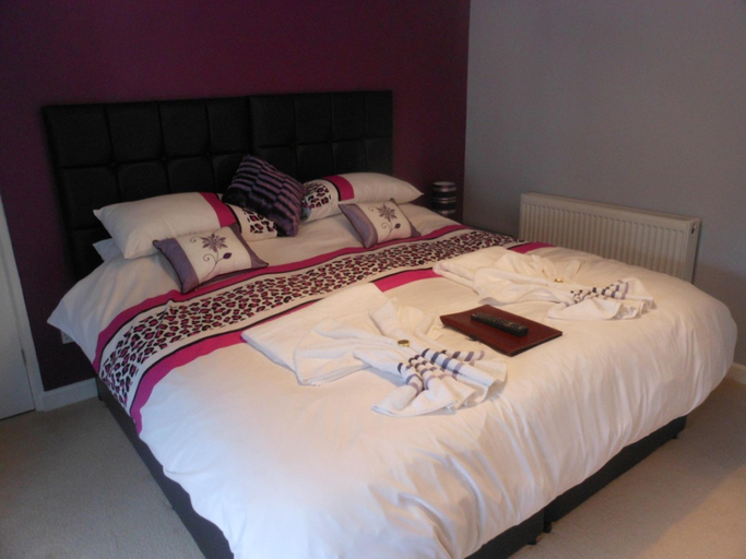 Bedroom 2, New Inn Dorchester, Dorset