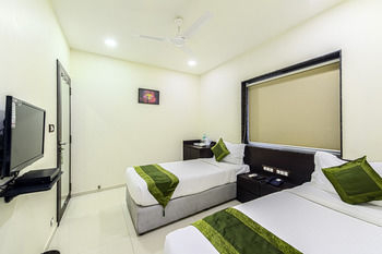 Others 3, Townhouse 727 Hotel The Platinum, North 24 Parganas